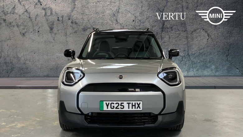 MINI Aceman 135kW E Classic 43kWh 5dr Auto Electric Hatchback